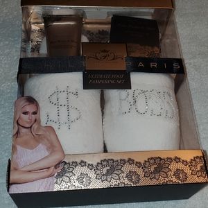 Paris Hilton Ultimate Foot Pampering Set